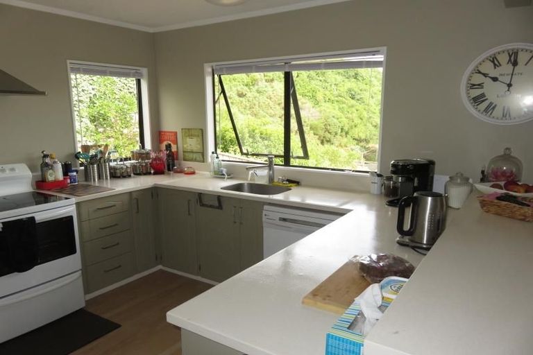 Photo of property in 7 Duggan Place, Johnsonville, Wellington, 6037