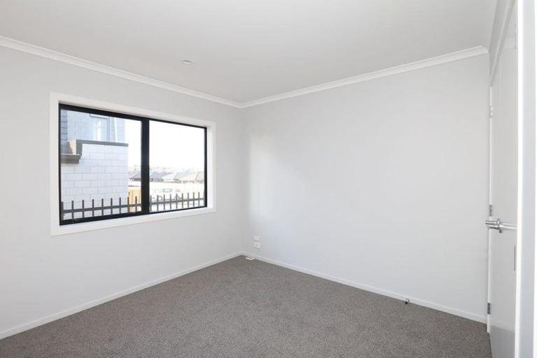 Photo of property in 2/19 Onukutara Place, Huntington, Hamilton, 3281