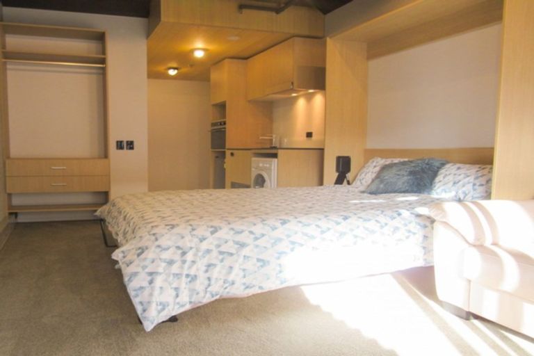 Photo of property in Vedado Apartments, 301/41 Hopper Street, Mount Cook, Wellington, 6011