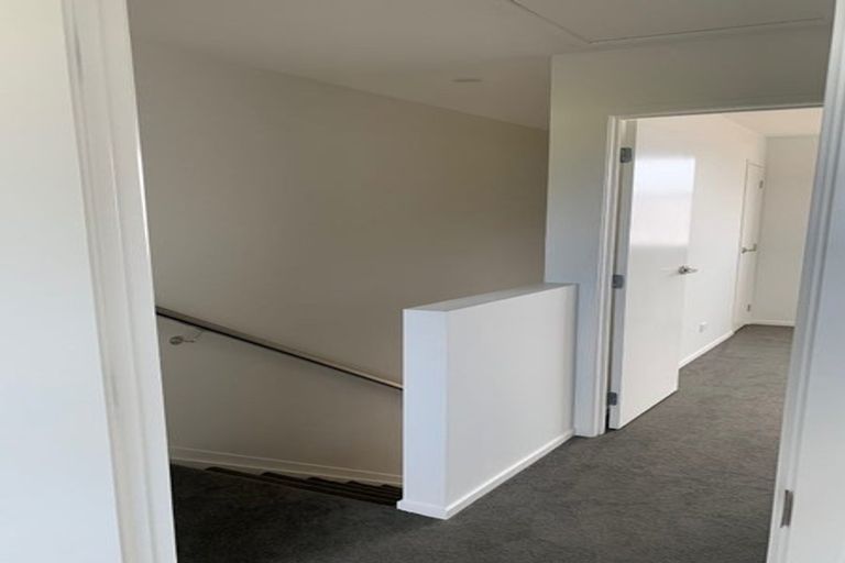 Photo of property in 41 Clay Works Lane, New Lynn, 0600