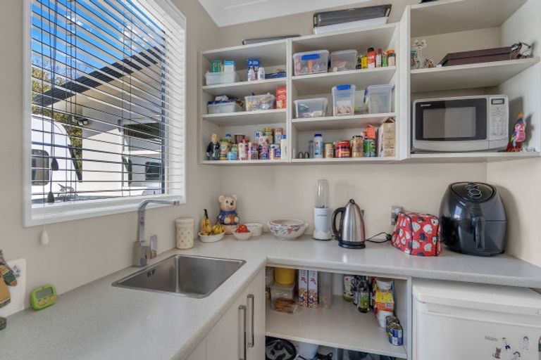 Photo of property in 29 Hemingway Place, Spencerville, Christchurch, 8083