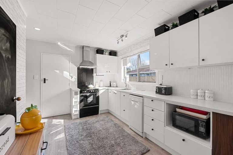 Photo of property in 210a Te Moana Road, Waikanae, 5036