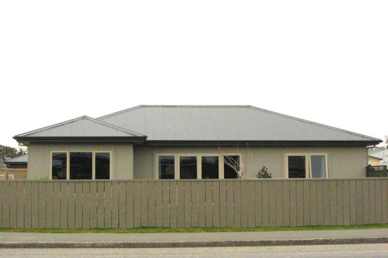 Photo of property in 287 Yarrow Street, Richmond, Invercargill, 9810