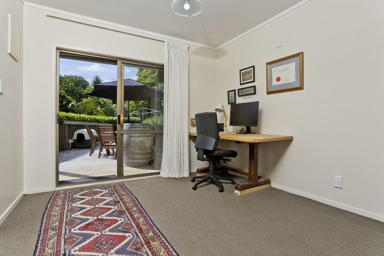 Photo of property in 22b Mariposa Crescent, Birkenhead, Auckland, 0626