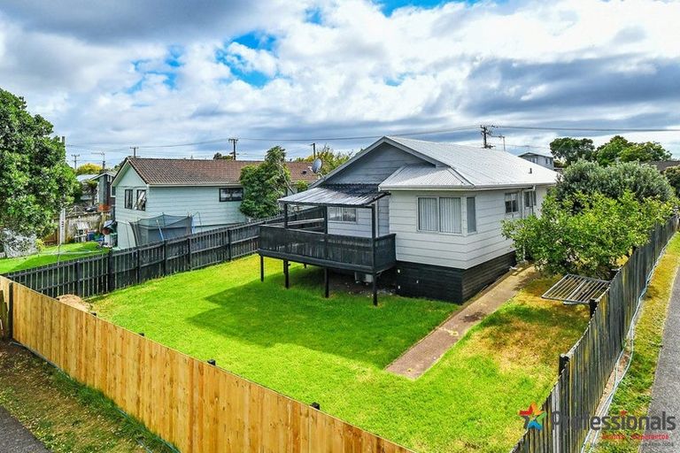 Photo of property in 183 Coxhead Road, Wattle Downs, Auckland, 2103