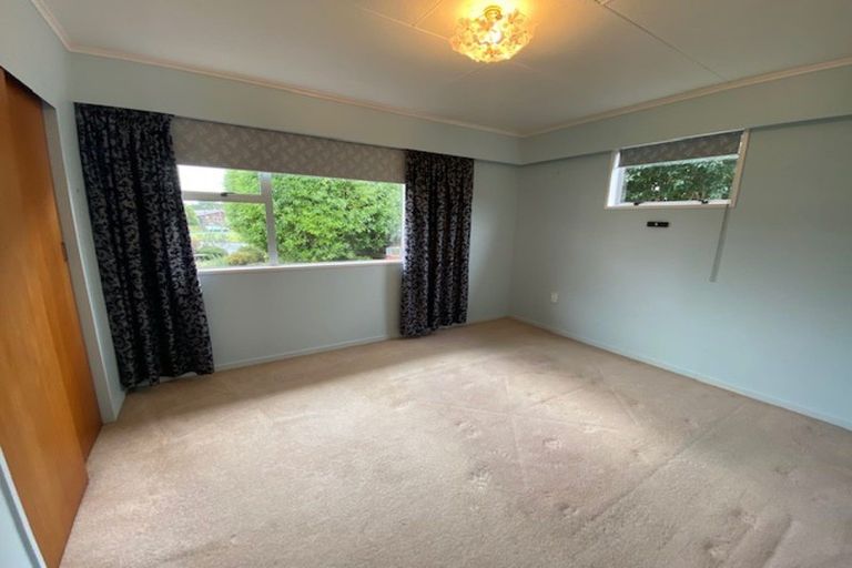 Photo of property in 20 Kimberley Grove, Westbrook, Palmerston North, 4412