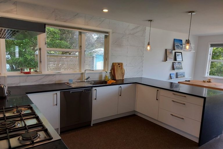 Photo of property in 8 Whanganui Street, Miramar, Wellington, 6022