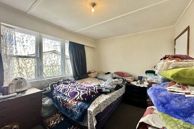 Photo of property in 2 Joseph Grove, Elderslea, Upper Hutt, 5018