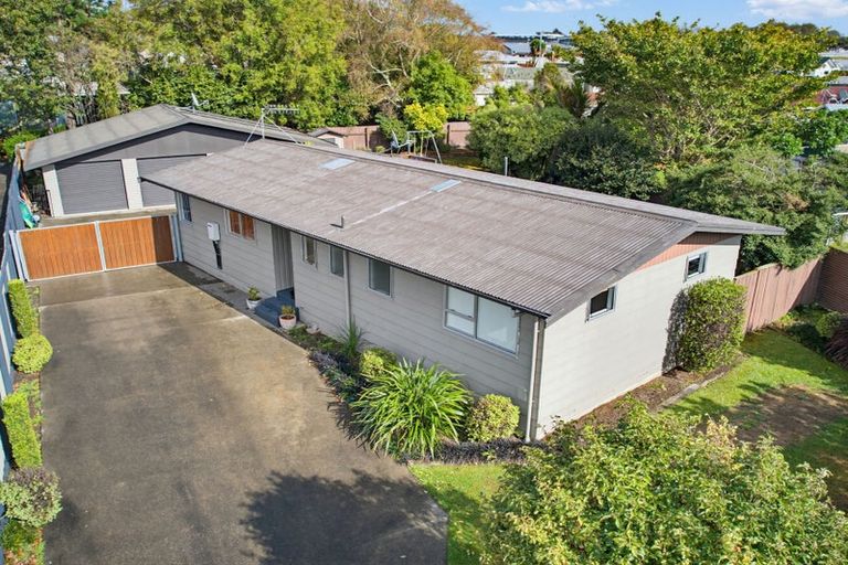 Photo of property in 6 Escort Grove, Awapuni, Palmerston North, 4412