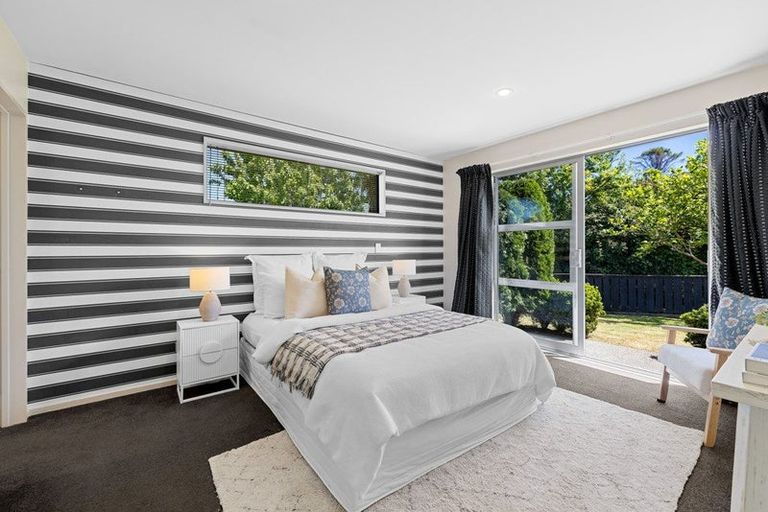 Photo of property in 14 Redwood Place, St Albans, Christchurch, 8052