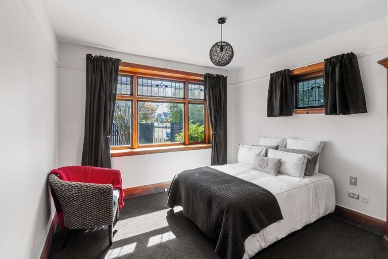 Photo of property in 130 Somerfield Street, Somerfield, Christchurch, 8024