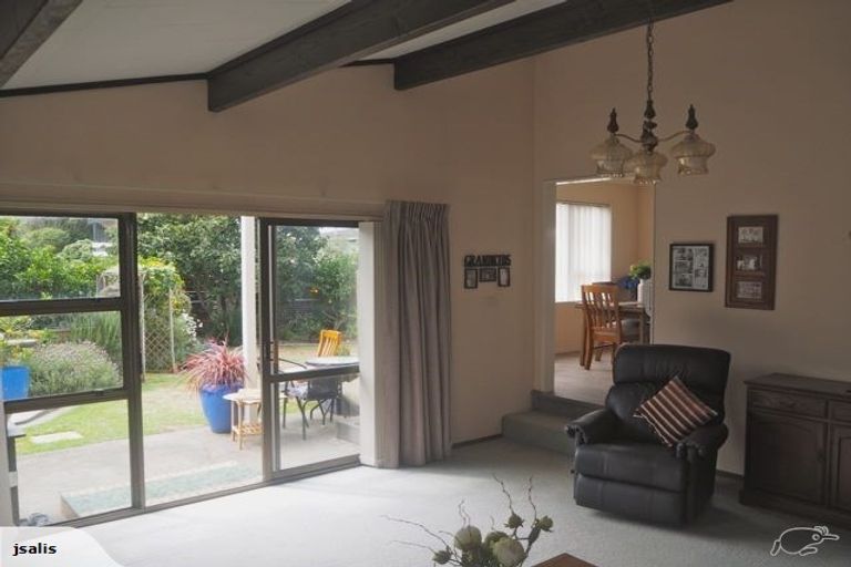 Photo of property in 8 Glamis Avenue, Bell Block, New Plymouth, 4312