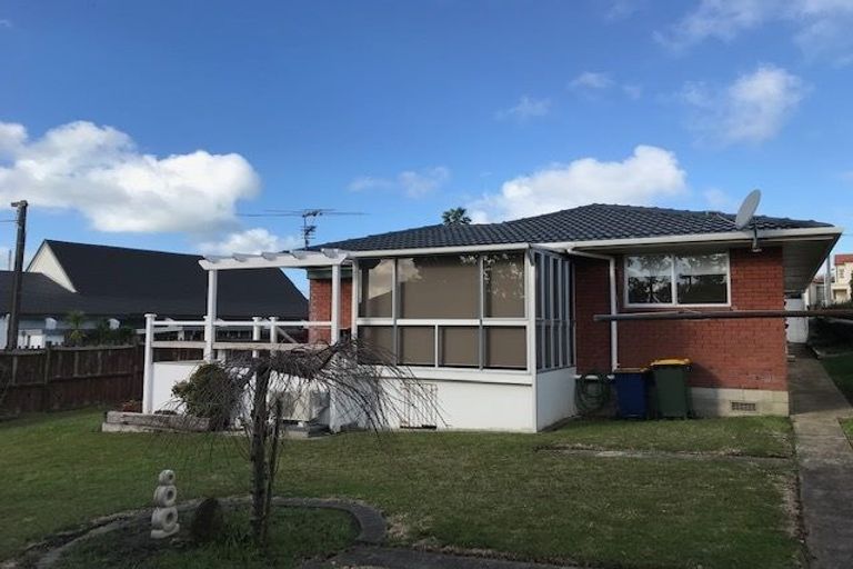 Photo of property in 3/5 Dodson Avenue, Milford, Auckland, 0620
