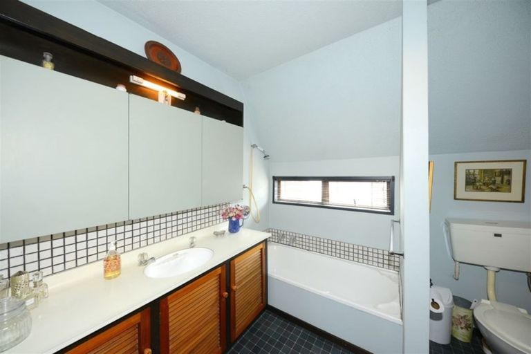 Photo of property in 2/88 Abberley Crescent, St Albans, Christchurch, 8014