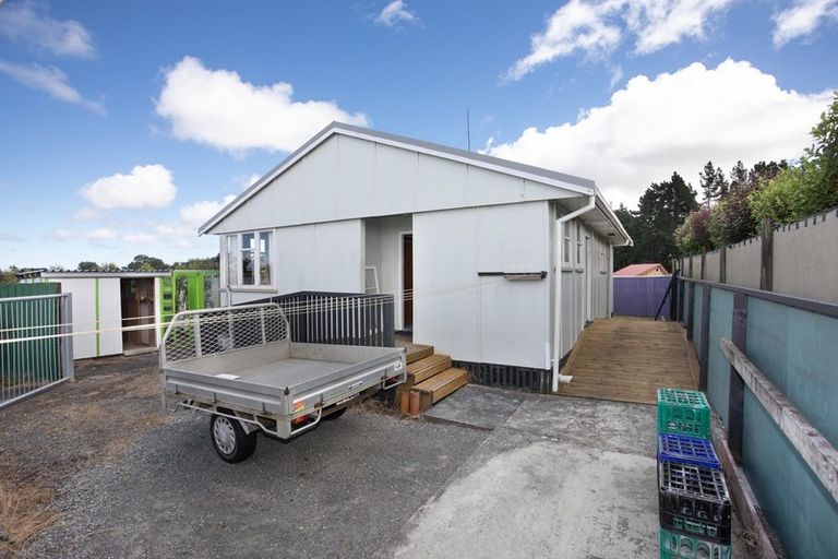 Photo of property in 22 Barton Street, Marton, 4710