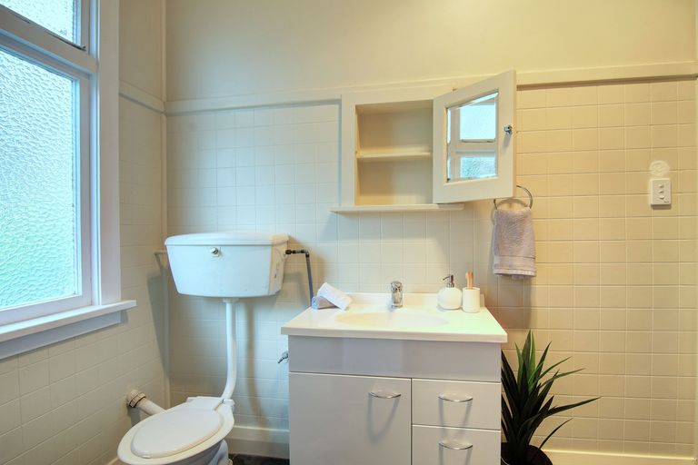 Photo of property in 50 Lincoln Road, Masterton, 5810