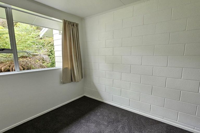 Photo of property in 2/196 Helston Road, Paparangi, Wellington, 6037