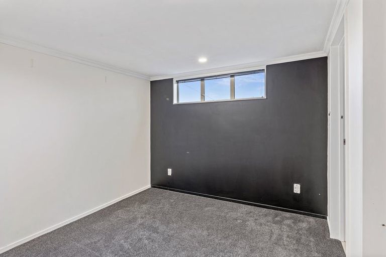 Photo of property in 18 Bayswater Crescent, Bromley, Christchurch, 8062