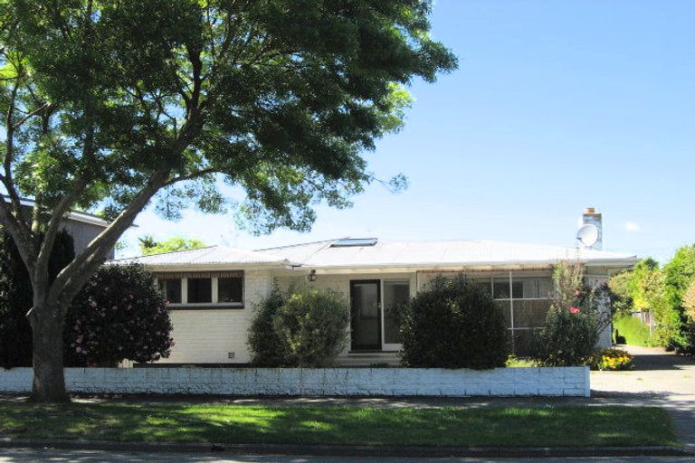 Photo of property in 30 Hartford Street, Burnside, Christchurch, 8053