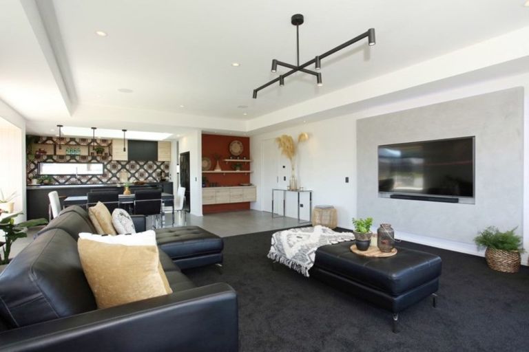 Photo of property in 17 Carrick Place, Mosgiel, 9024