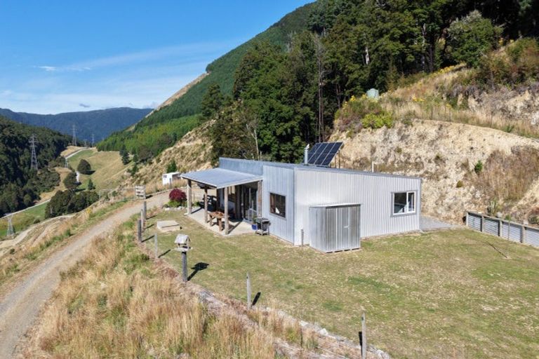 Photo of property in 291 Braeburn Track, Braeburn Range, Murchison, 7077