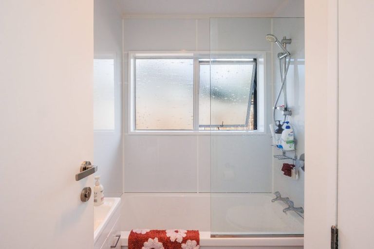 Photo of property in 12d Colombo Street, Hokowhitu, Palmerston North, 4410