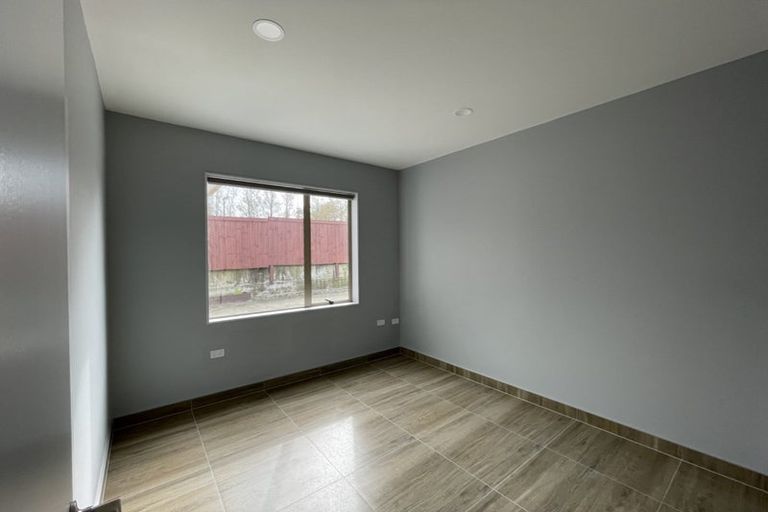 Photo of property in 6a Becroft Drive, Forrest Hill, Auckland, 0620