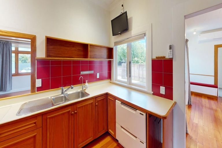 Photo of property in 61 Marne Street, Hokowhitu, Palmerston North, 4410