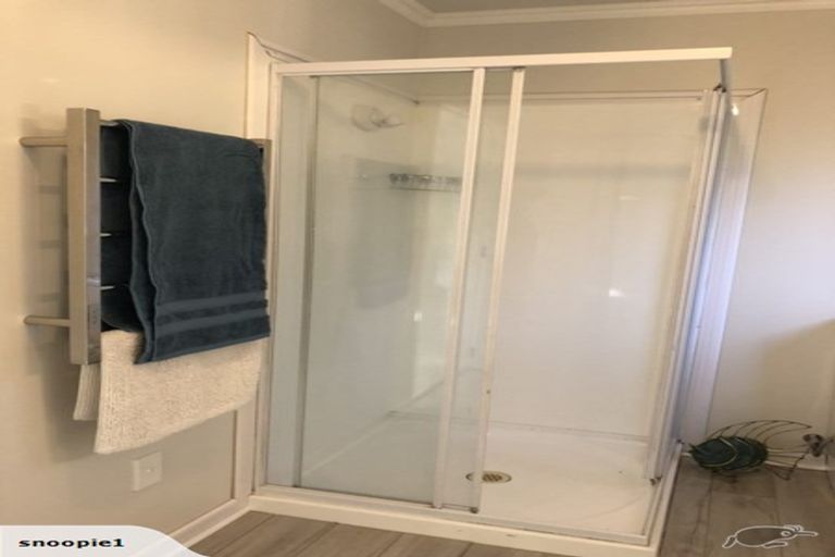 Photo of property in 100 Windmill Drive, Wainui, Silverdale, 0992