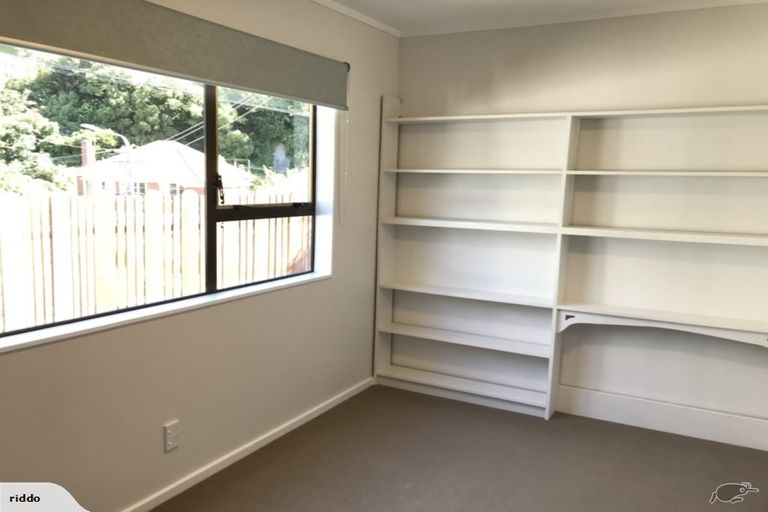 Photo of property in 124 Onslow Road, Khandallah, Wellington, 6035