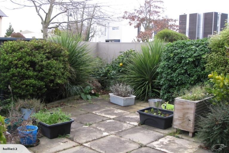 Photo of property in 4 Oakford Close, Riccarton, Christchurch, 8011