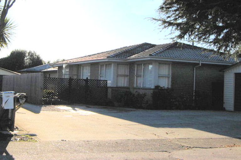 Photo of property in 2a Gregory Avenue, Islington, Christchurch, 8042