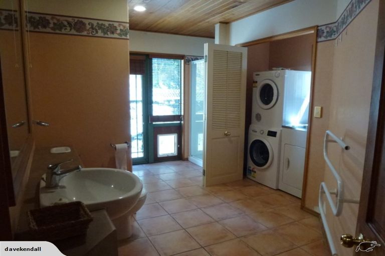 Photo of property in 1a Caples Place, Fernhill, Queenstown, 9300