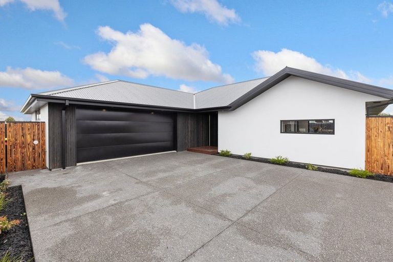 Photo of property in 177 Townsend Road, Rangiora, 7400