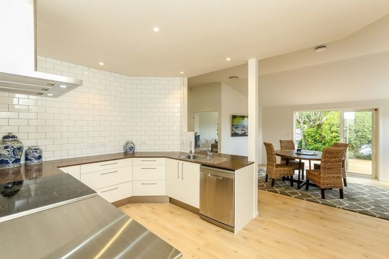 Photo of property in 1a Cannon Street, Westown, New Plymouth, 4310