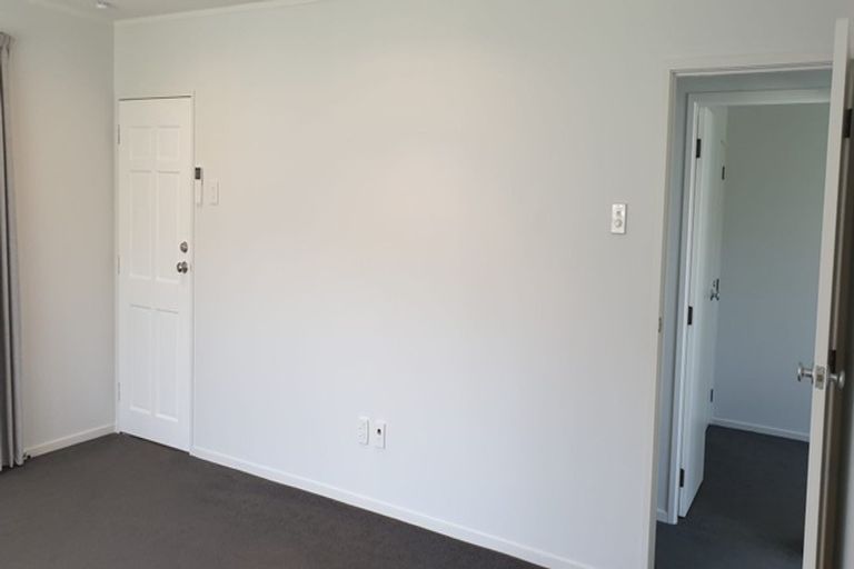 Photo of property in 1/11 Broadview Place, Howick, Auckland, 2014