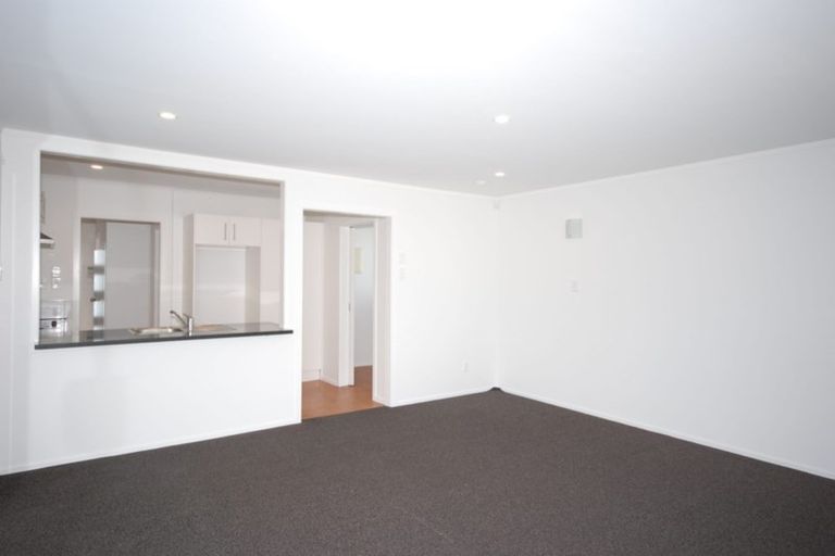 Photo of property in 15 Kerrydale Road, Manurewa, Auckland, 2102