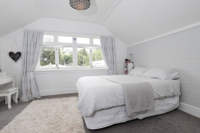 Photo of property in 27 Opoia Road, Hamilton East, Hamilton, 3216