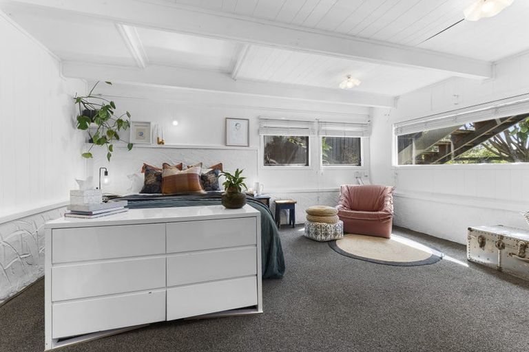 Photo of property in 12b Wheeler Place, Upper Vogeltown, New Plymouth, 4310