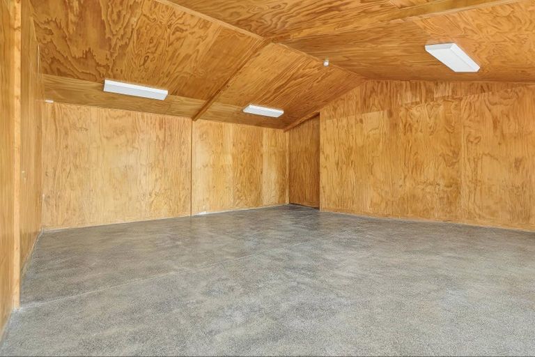 Photo of property in 9 Mccall Place, Opaheke, Papakura, 2113