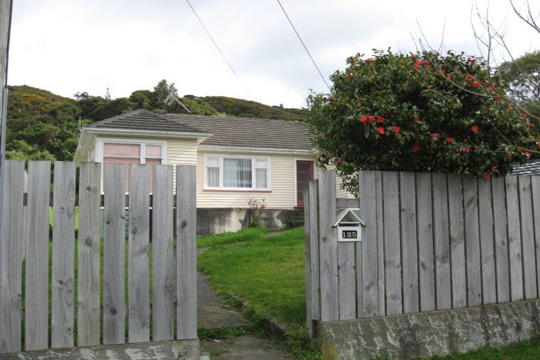 Photo of property in 125 Wellington Road, Wainuiomata, Lower Hutt, 5014