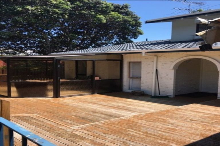 Photo of property in 19 Lingham Crescent, Torbay, Auckland, 0630