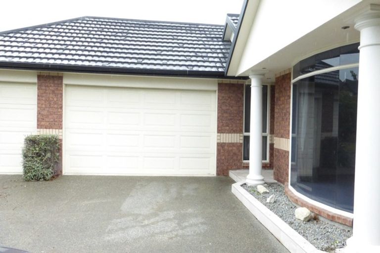 Photo of property in 9 Courtfield Close, Parklands, Christchurch, 8083