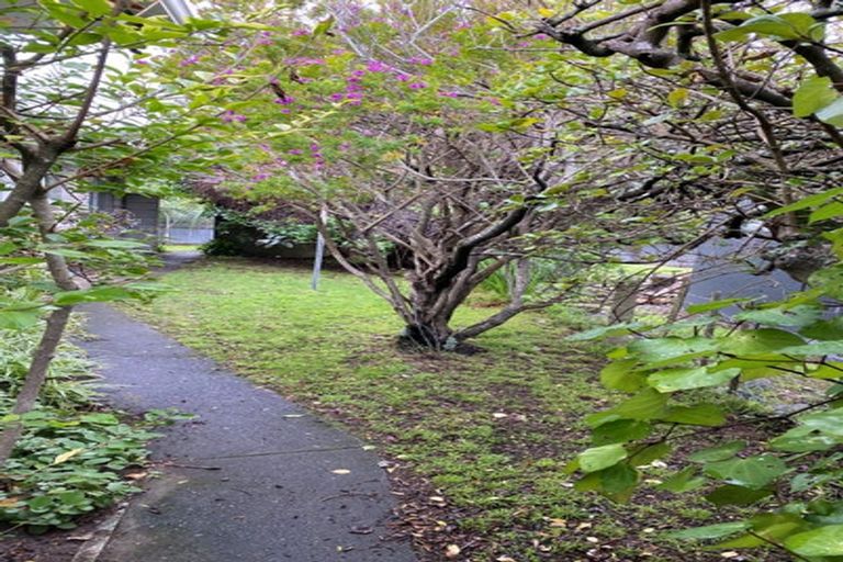 Photo of property in 2 Allen Road, Raumati Beach, Paraparaumu, 5032