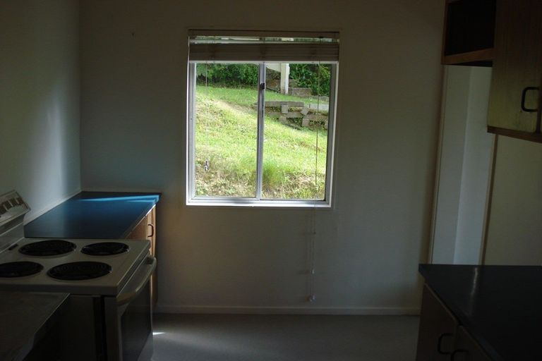 Photo of property in 9 Oldham Way, Crofton Downs, Wellington, 6035