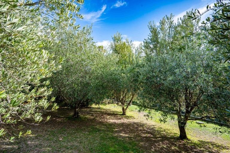 Photo of property in 12 Vangioni Lane, Akaroa, 7520