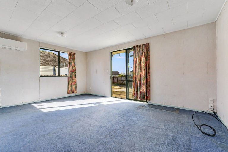 Photo of property in 8a Willis Street, Bader, Hamilton, 3206