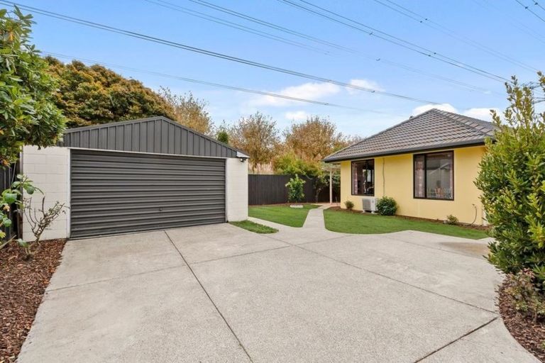 Photo of property in 4b Murfitt Place, Sockburn, Christchurch, 8042