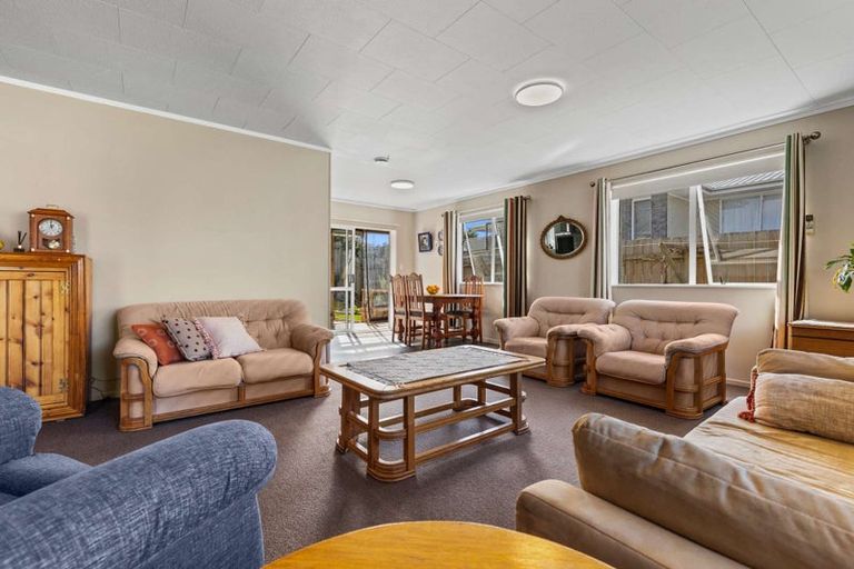 Photo of property in 41 Tawavale Street, Pukehangi, Rotorua, 3015