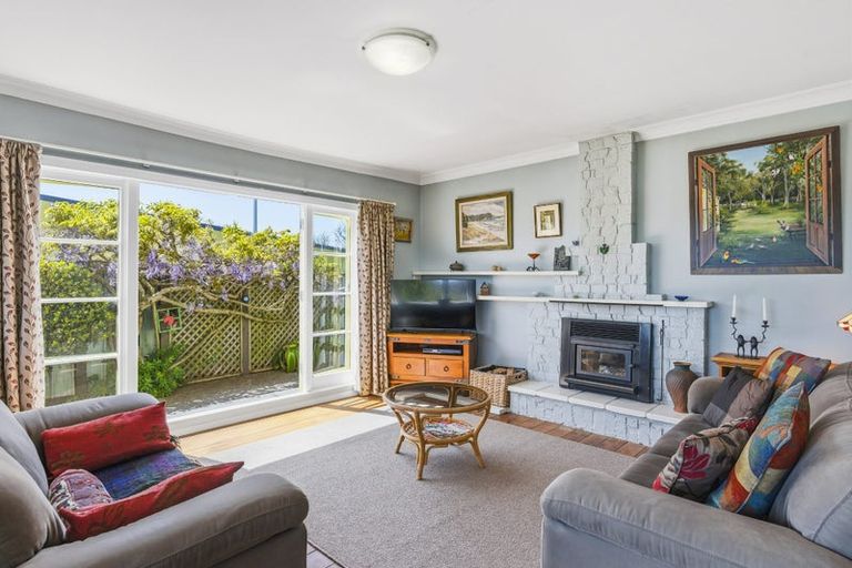 Photo of property in 74a Raumati Road, Raumati Beach, Paraparaumu, 5032